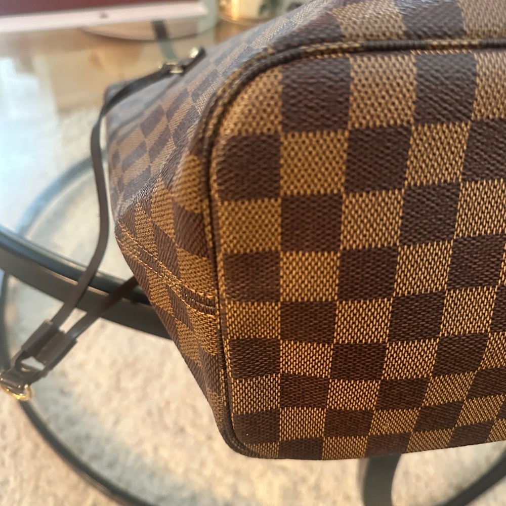 ❌SOLD❌Authentic Louis Vuitton Neverfull MM - Picture 12 of 16